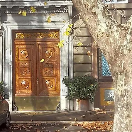 Via Veneto Luxury Nocleg ze śniadaniem 4*
