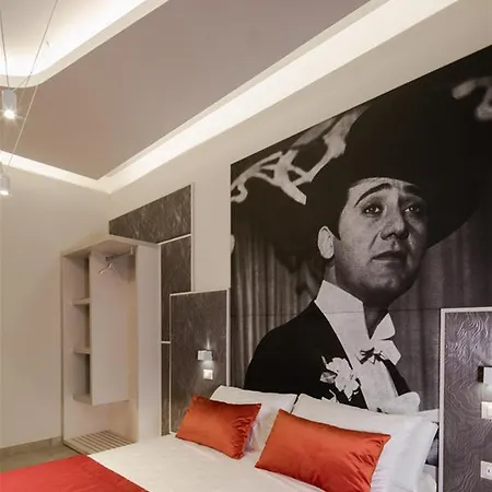 Via Veneto Luxury 4*