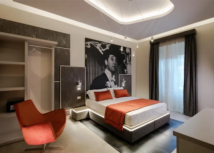 Via Veneto Luxury Bed & Breakfast 4*