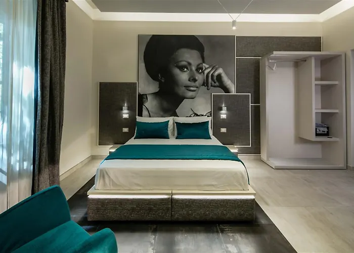 Via Veneto Luxury 4*